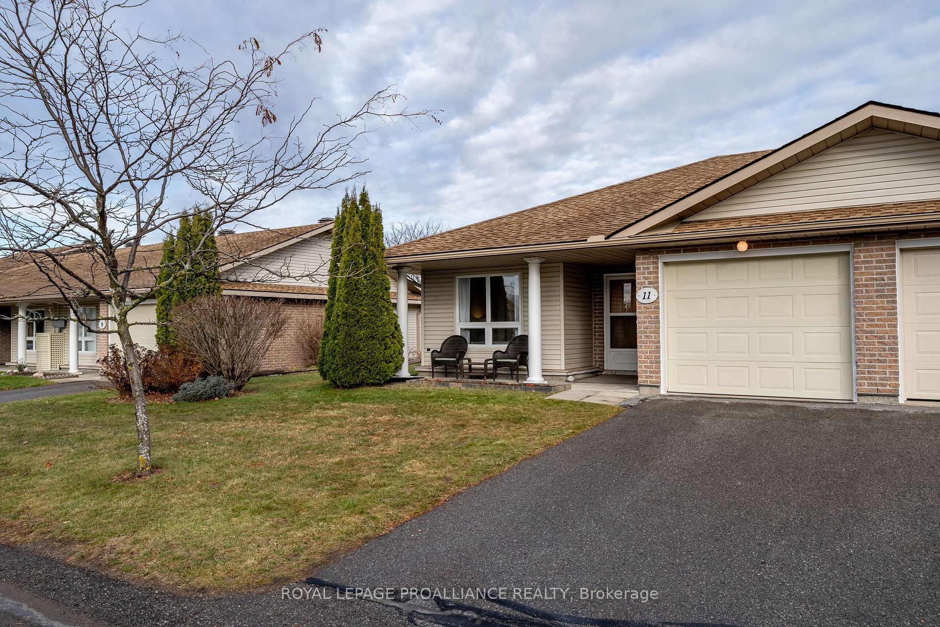 15 Aldersgate Dr, Belleville, Ontario, 