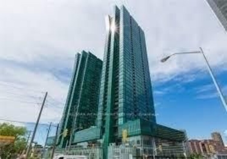4750 Yonge St, Toronto, Ontario, Lansing-Westgate