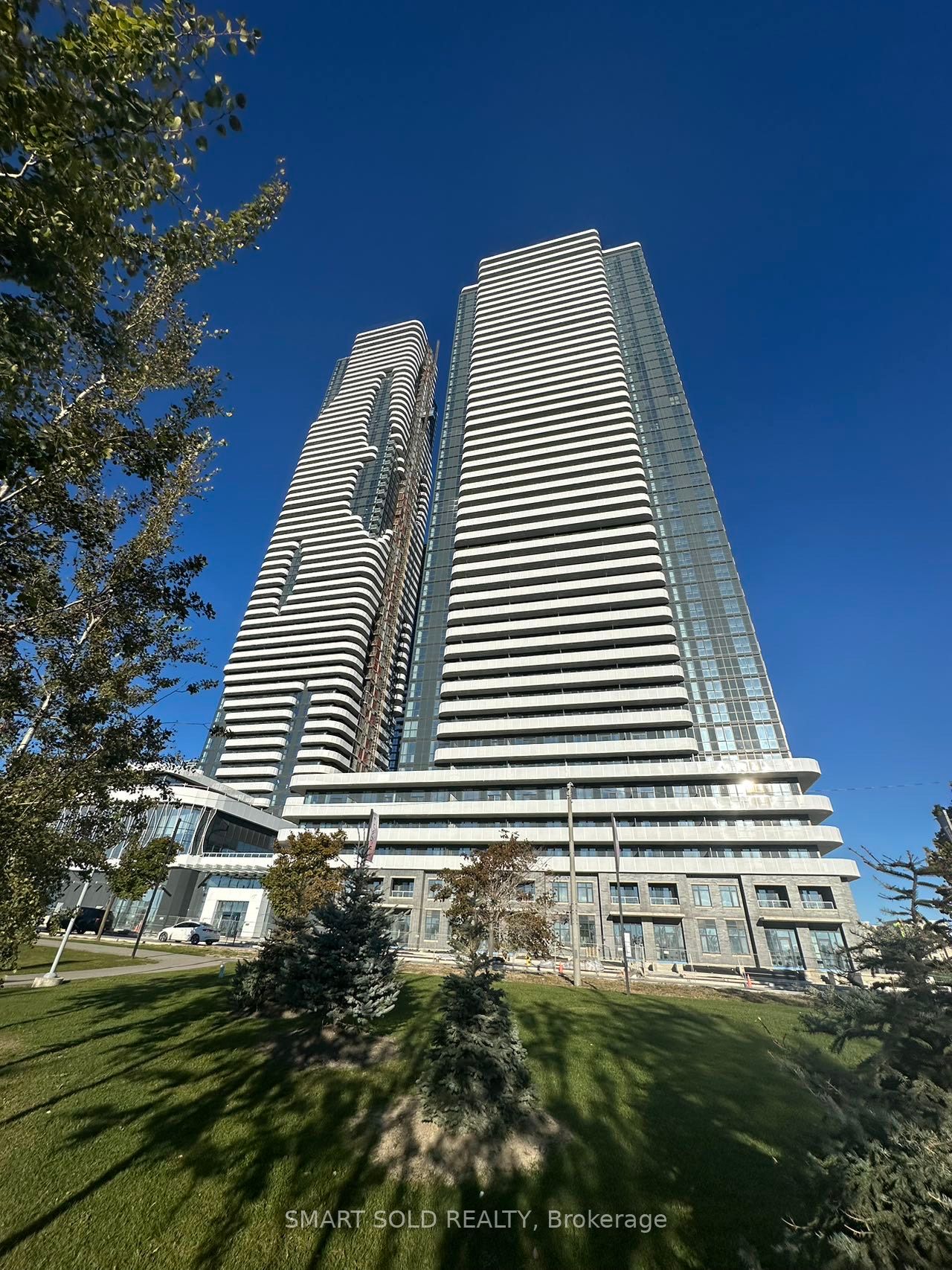 195 Commerce St, Vaughan, Ontario, Vaughan Corporate Centre