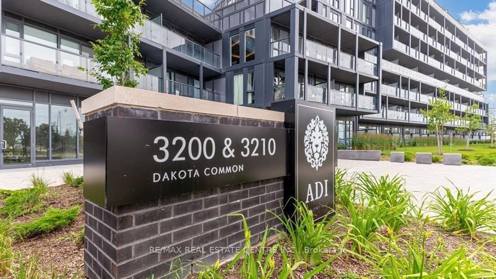 3200 Dakota Common, Burlington, Ontario, Alton