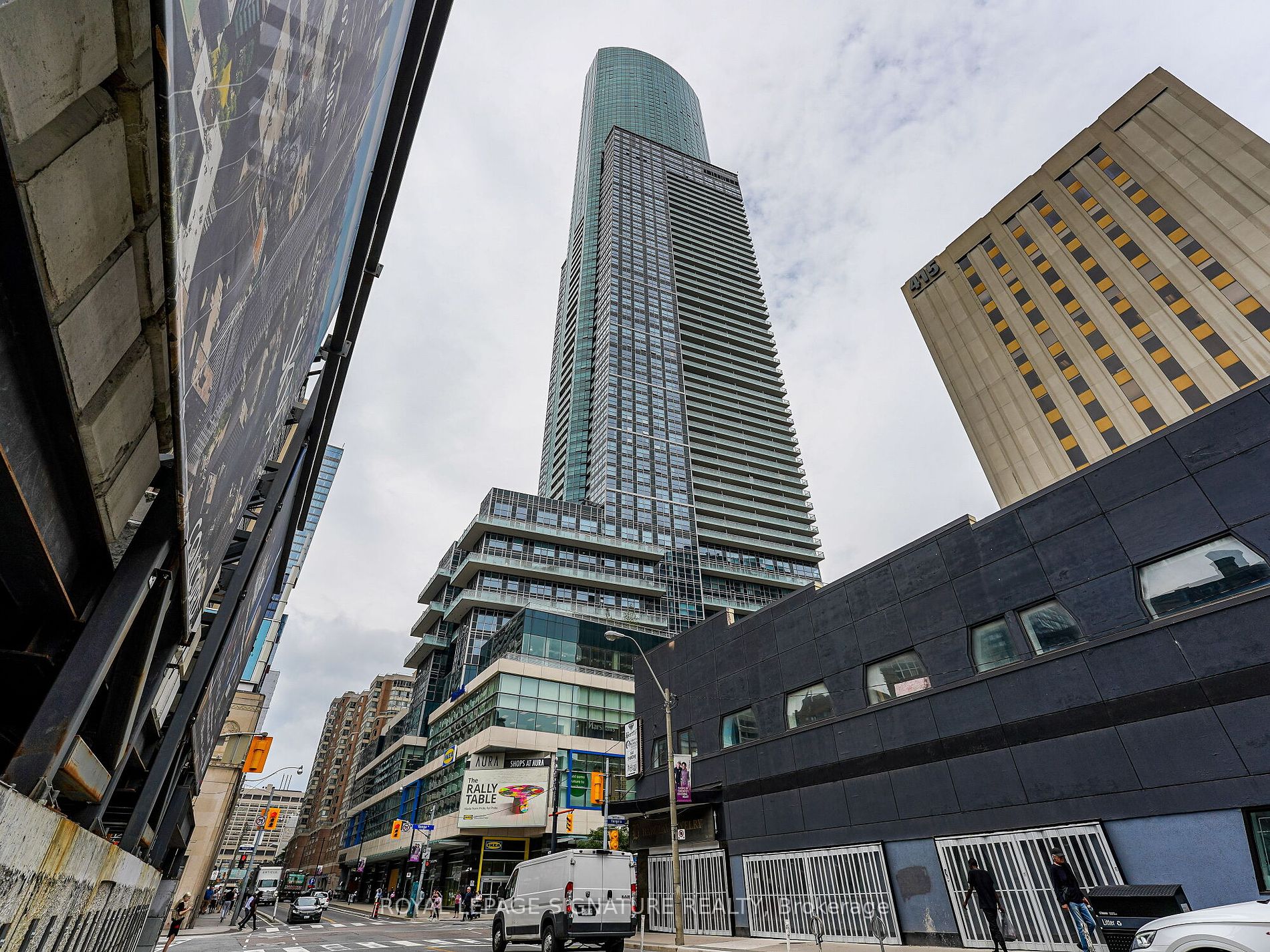 386 Yonge St, Toronto, Ontario, Bay Street Corridor