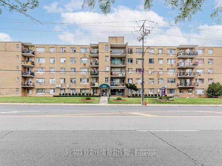 2895 Bathurst St, Toronto, Ontario, Bedford Park-Nortown