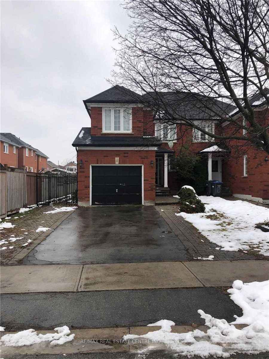 6 Palmolive St, Brampton, Ontario, Sandringham-Wellington