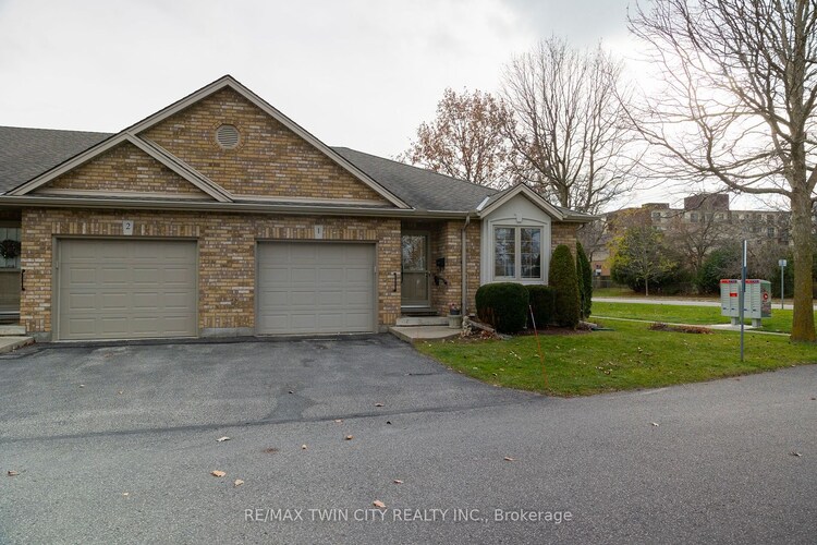 25 COBDEN Crt, Brantford, Ontario, 