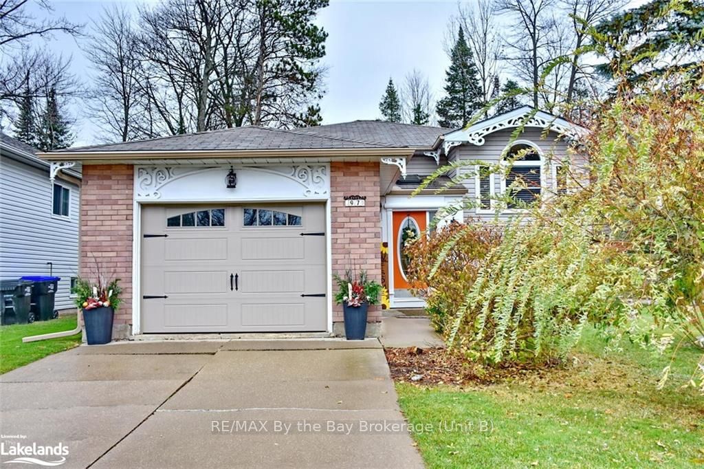 97 GLEN ETON Rd, Wasaga Beach, Ontario, Wasaga Beach