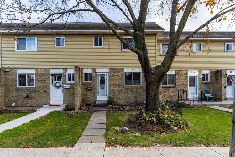 25 Bryna Ave, Hamilton, Ontario, Greeningdon