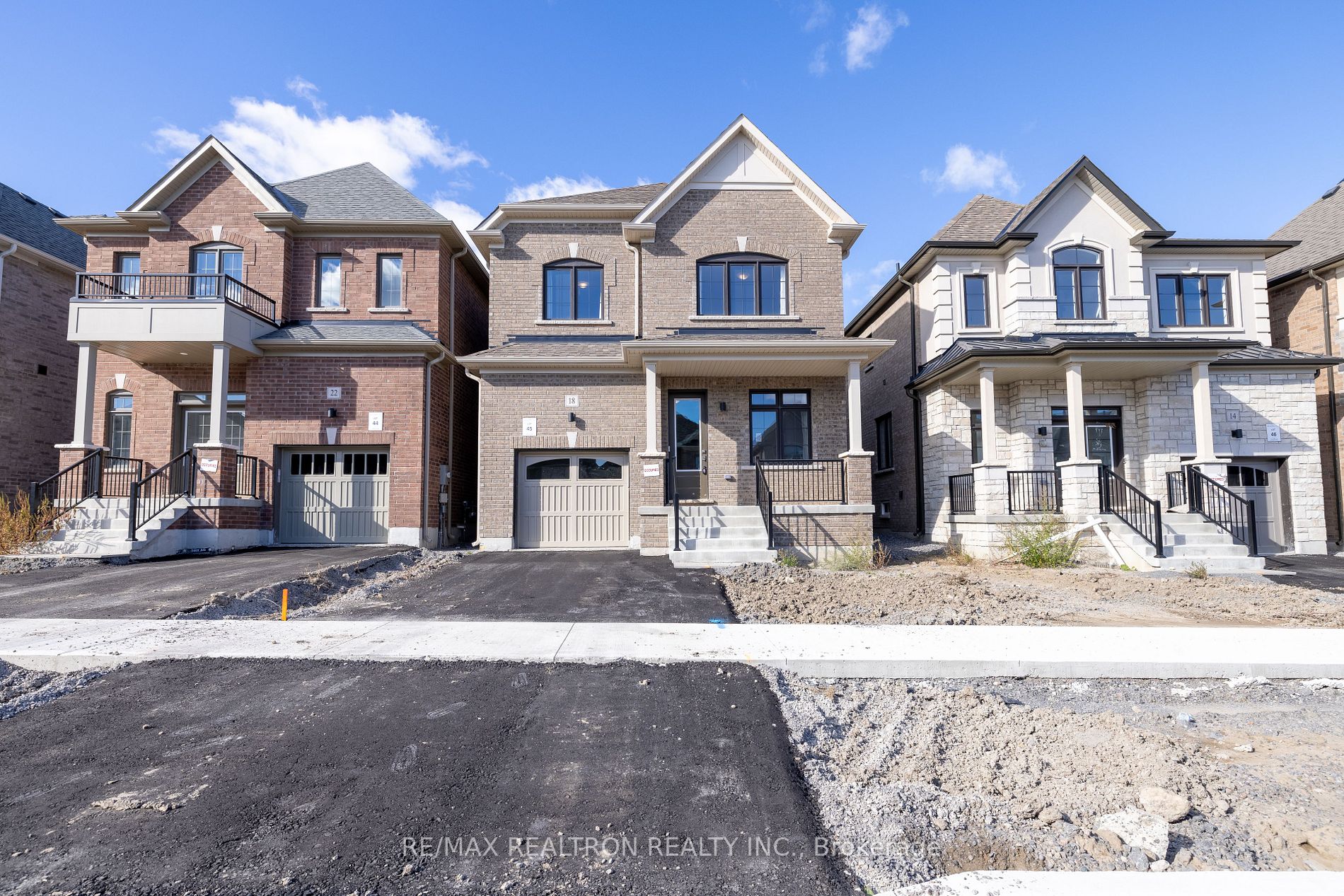 18 Northrop Ave, Clarington, Ontario, Newcastle