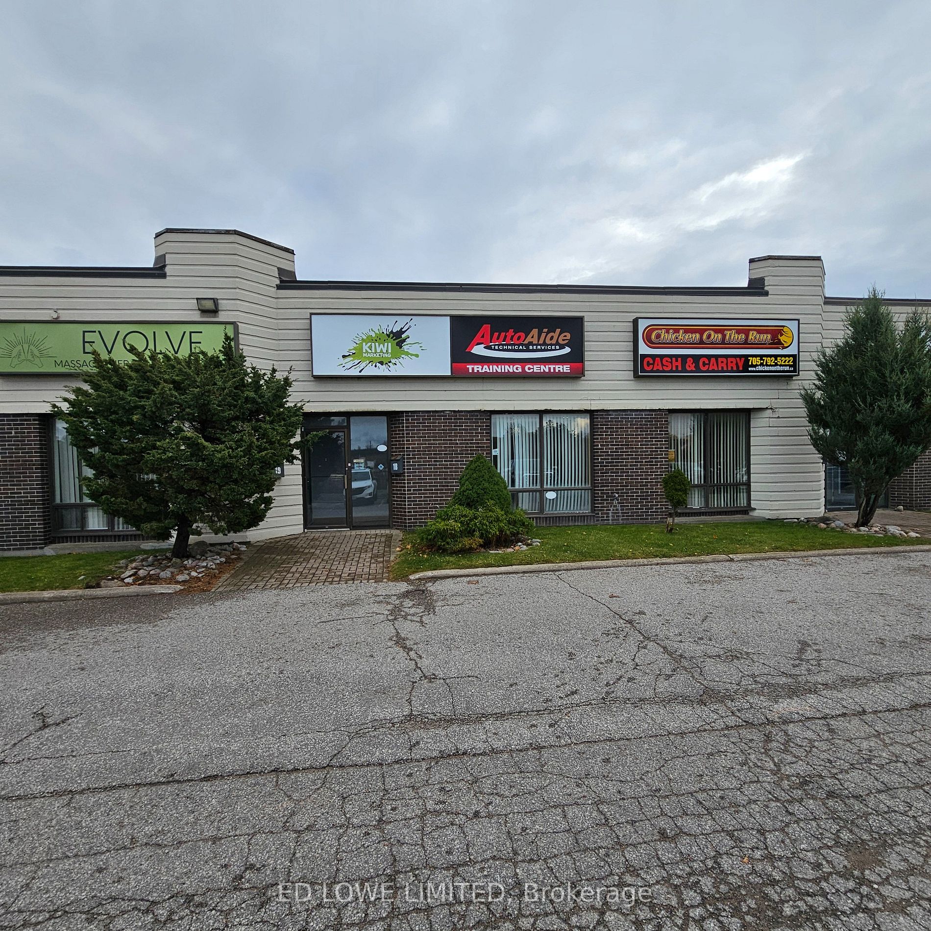 18 Alliance Blvd, Barrie, Ontario, Alliance