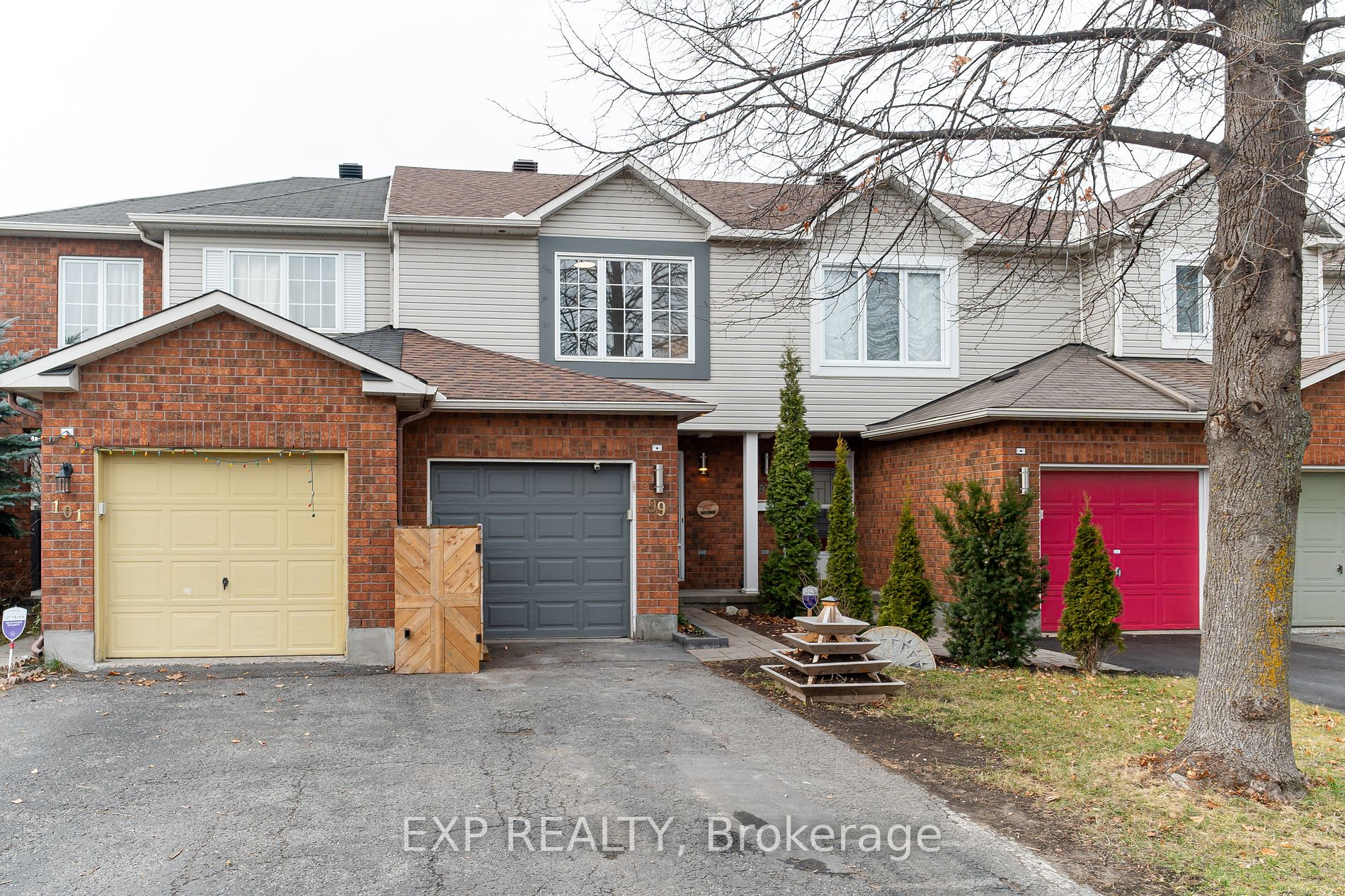 99 LOCHELAND Cres, Barrhaven, Ontario, 7710 - Barrhaven East