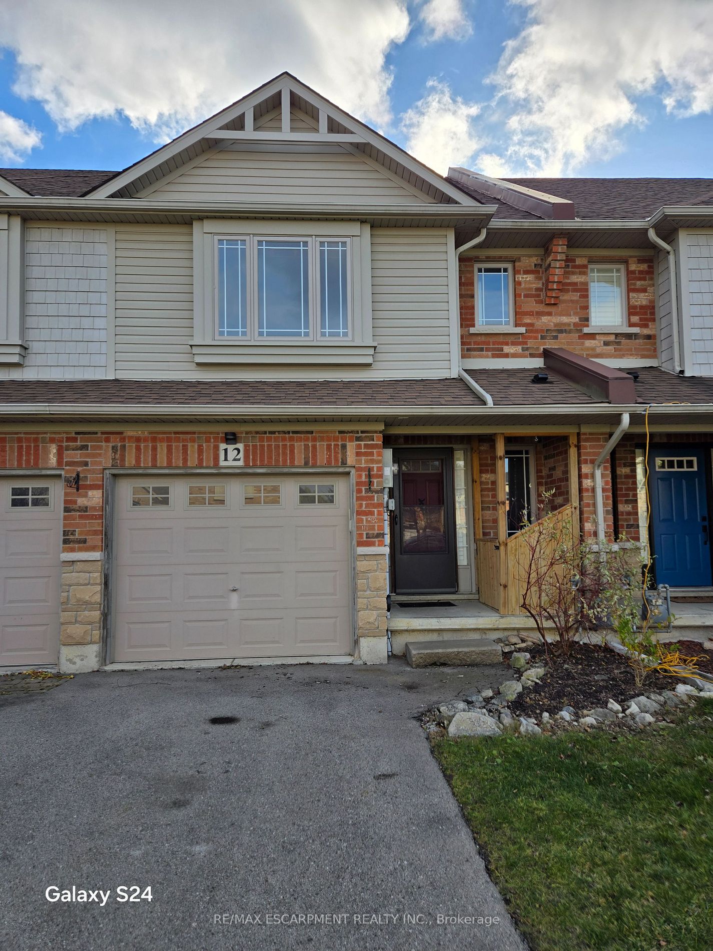 12 Magnificent Way, Hamilton, Ontario, Rural Glanbrook