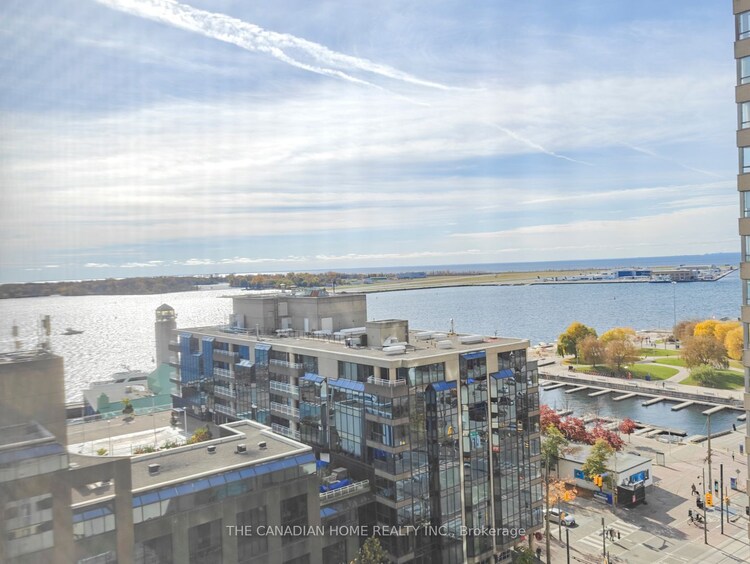 260 Queens Quay W, Toronto, Ontario, Waterfront Communities C1