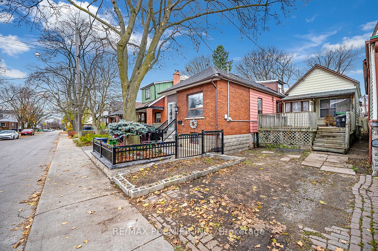 20 Howick Ave, Toronto, Ontario, Weston-Pellam Park