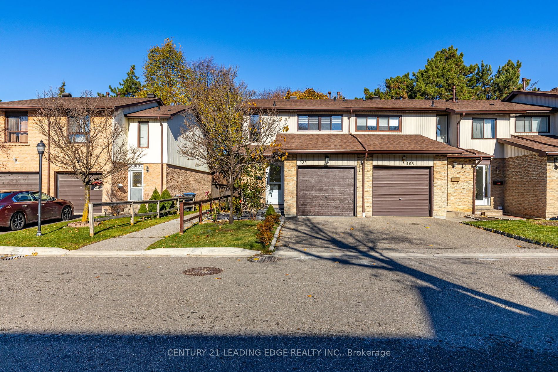 107 FOSTER Cres, Brampton, Ontario, Brampton North