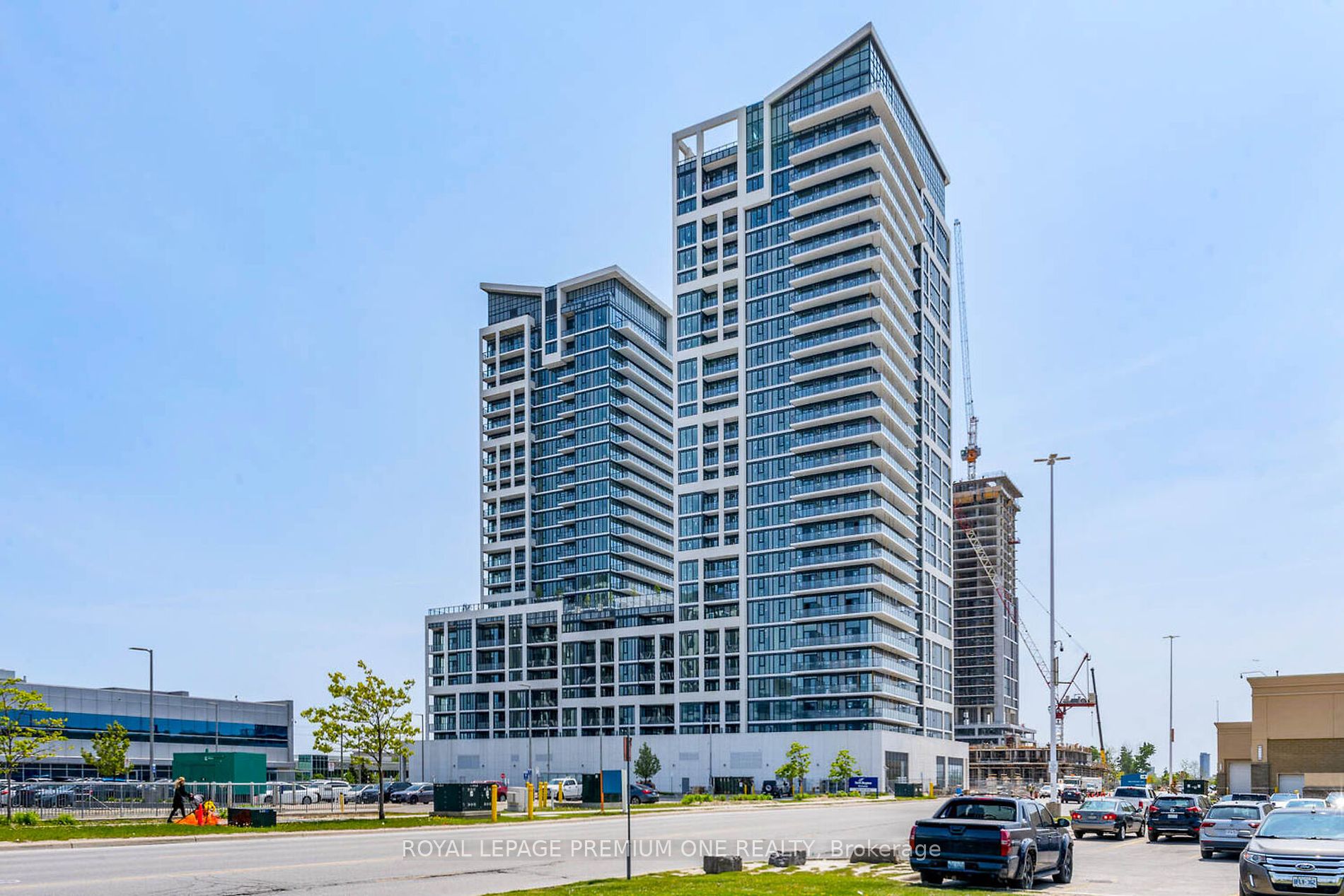 8960 Jane St, Vaughan, Ontario, Maple