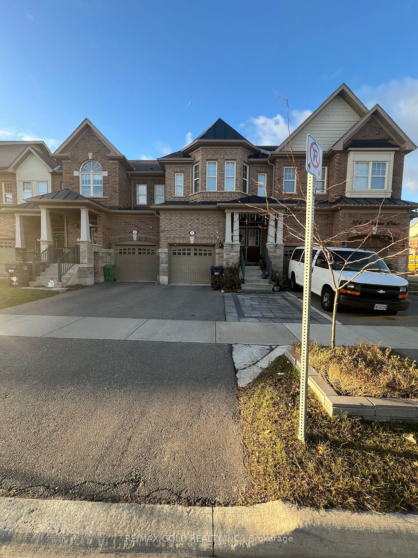 4 Hogan Manor Dr, Brampton, Ontario, Northwest Brampton