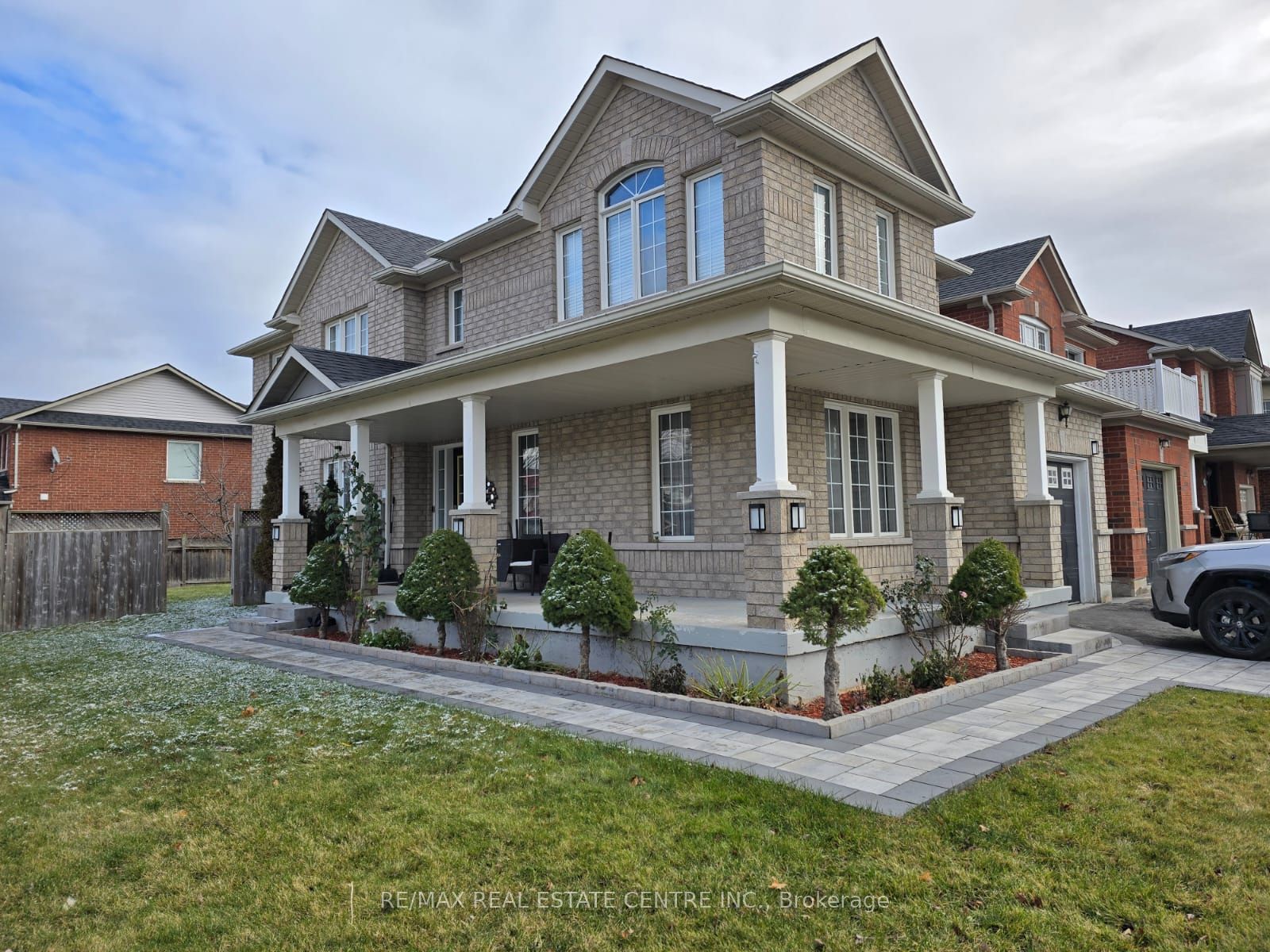 44 Rampart Cres, Whitby, Ontario, Williamsburg