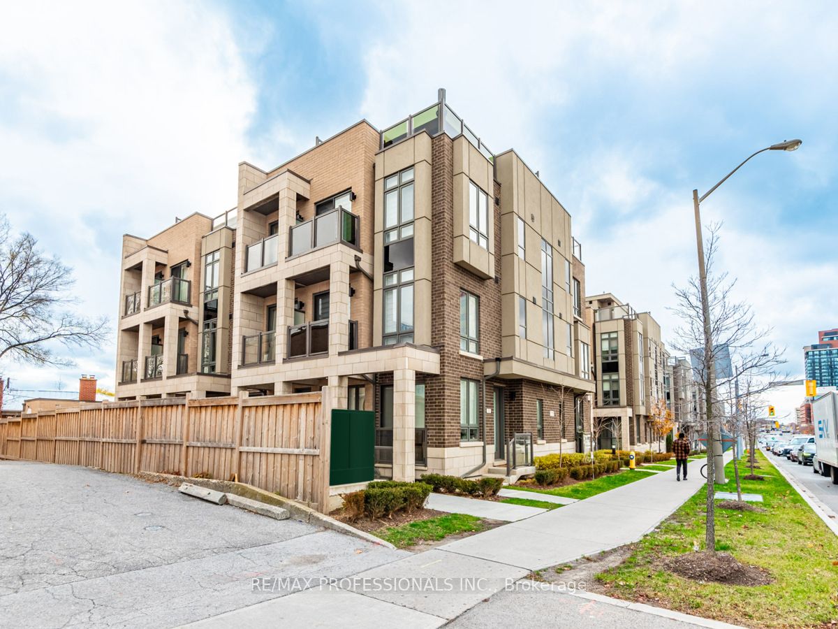 713 Lawrence Ave W, Toronto, Ontario, Yorkdale-Glen Park