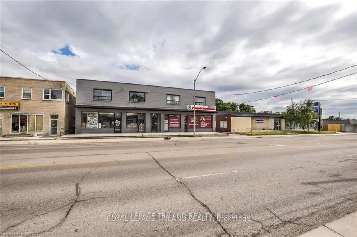 1627 DUNDAS St, London, Ontario, East N