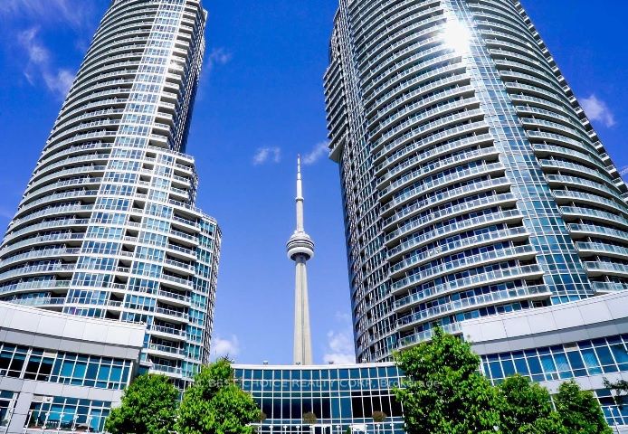 208 Queens Quay W, Toronto, Ontario, Waterfront Communities C1