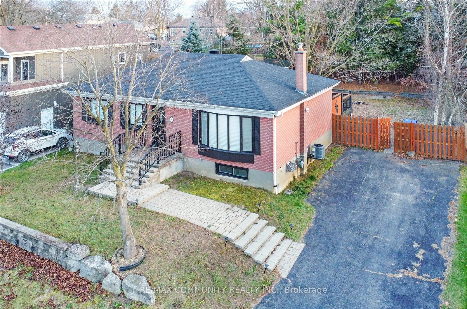 25 George St, New Tecumseth, Ontario, Alliston