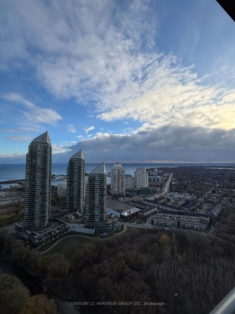 36 Park Lawn Rd, Toronto, Ontario, Mimico