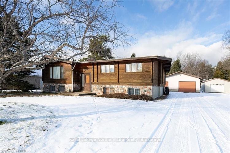 50 BESSERER Rd, North Bay, Ontario, 