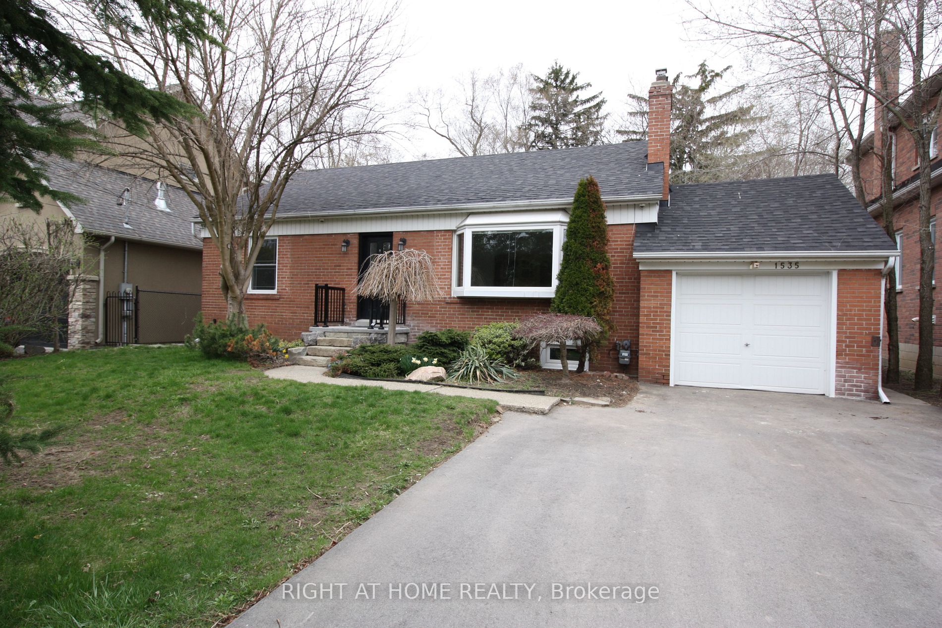 1535 Applewood Rd, Mississauga, Ontario, Lakeview