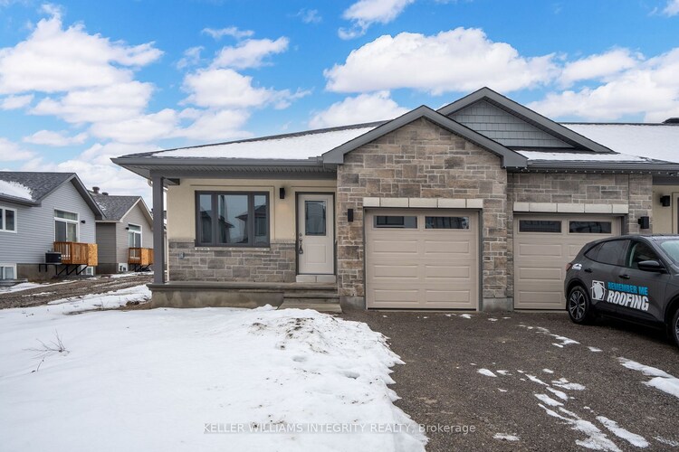 128 Seabert Dr, Arnprior, Ontario, 550 - Arnprior