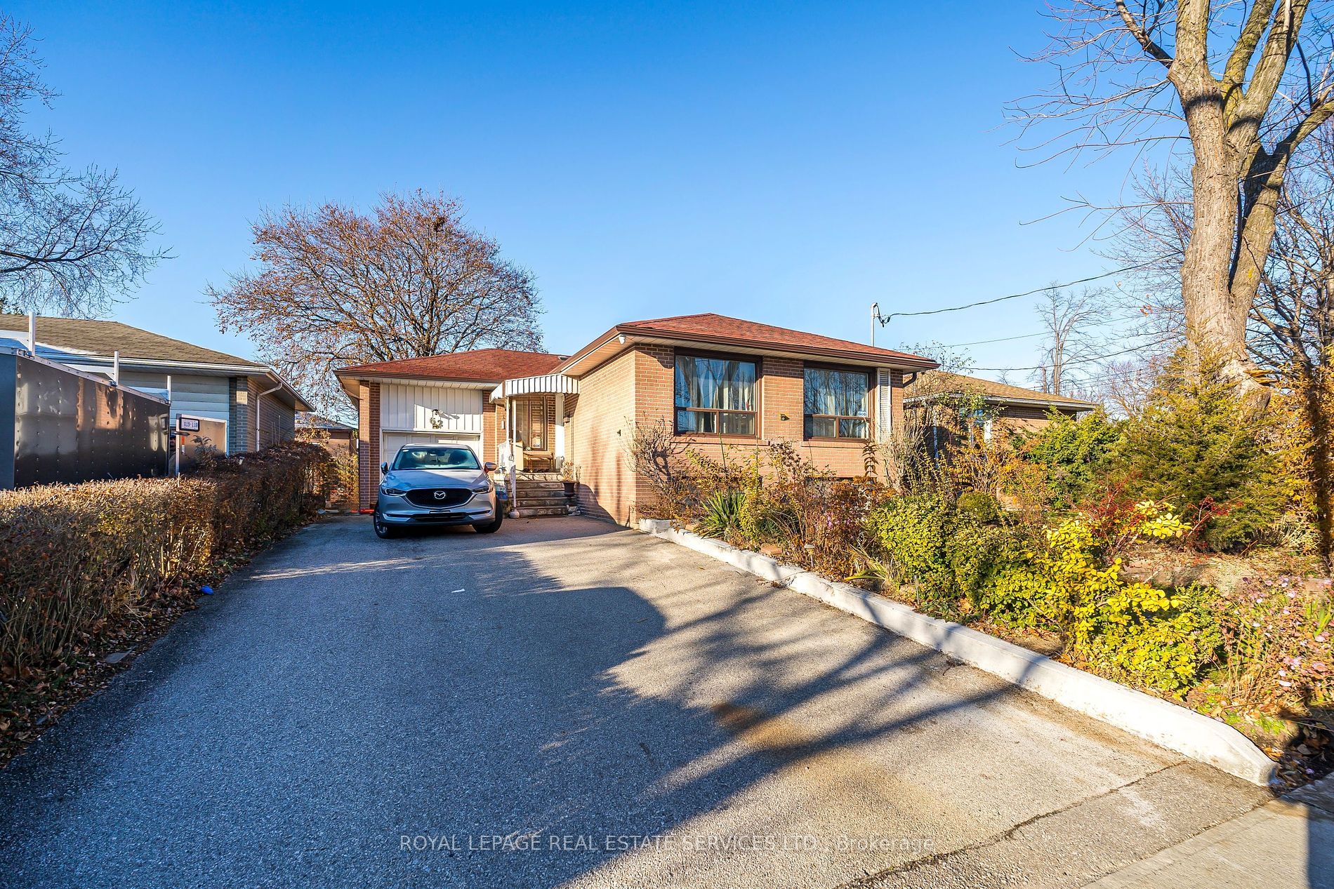 62 Inverdon Rd, Toronto, Ontario, Eringate-Centennial-West Deane