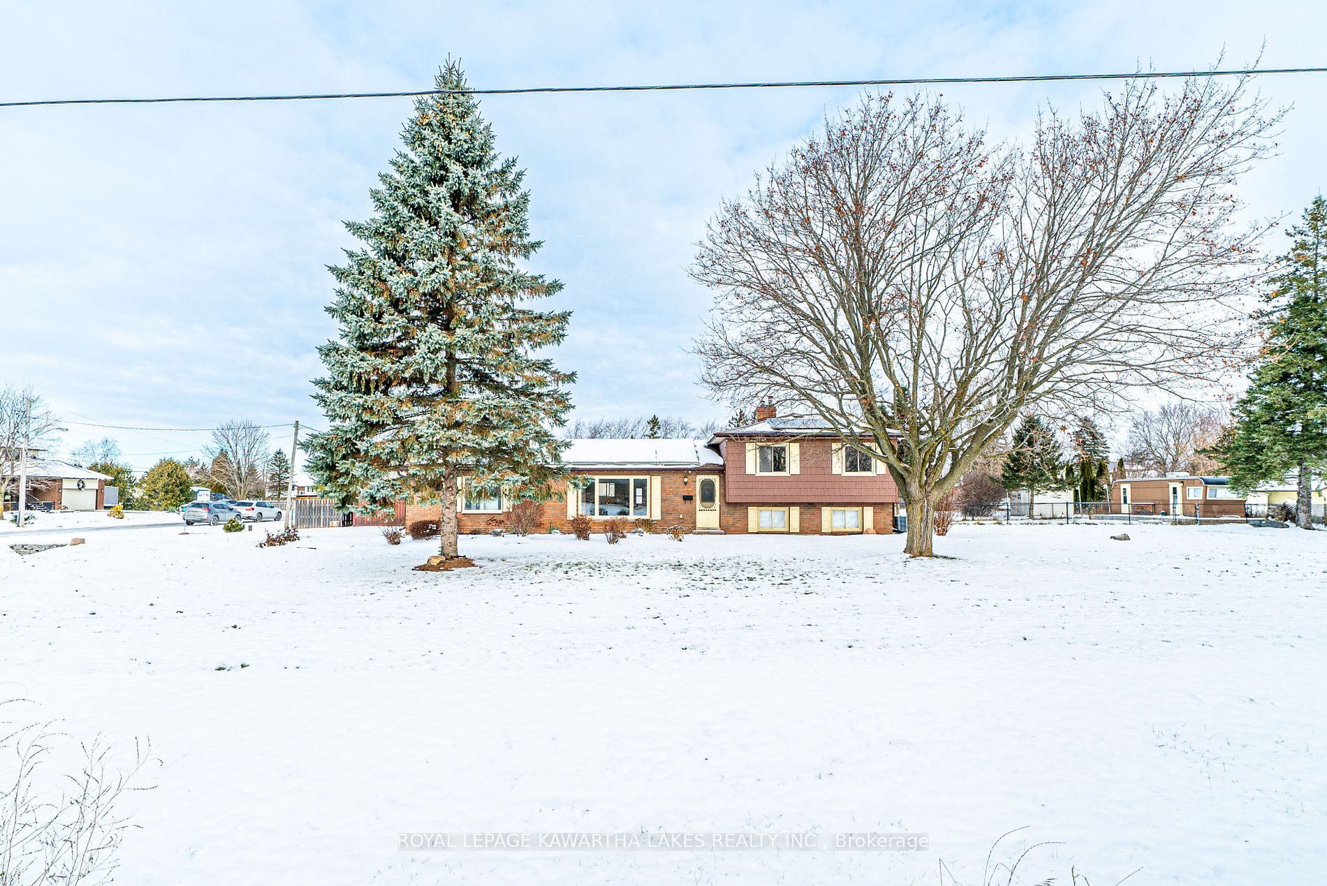 2 Maxwell St, Kawartha Lakes, Ontario, Dunsford