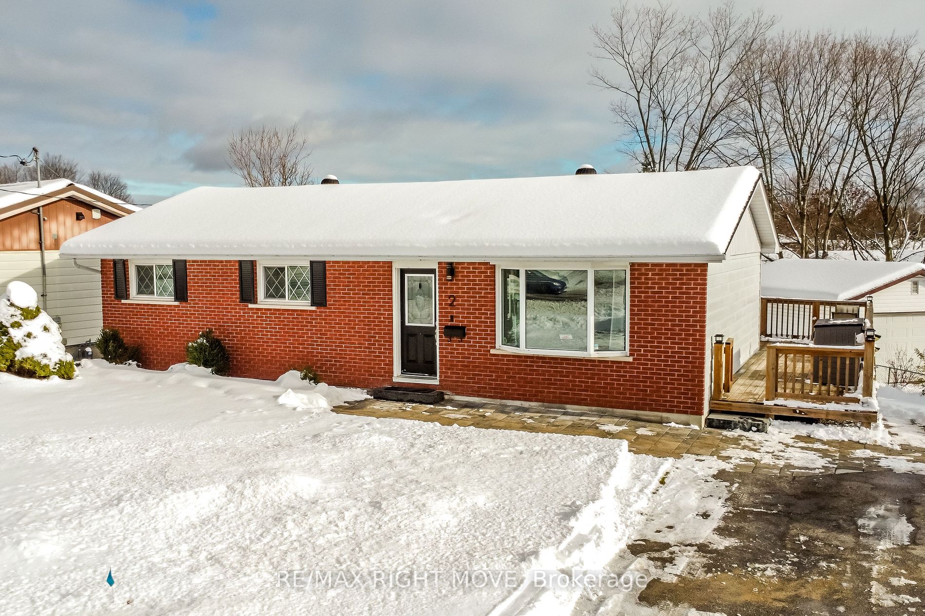 2 Walker Ave, Orillia, Ontario, Orillia