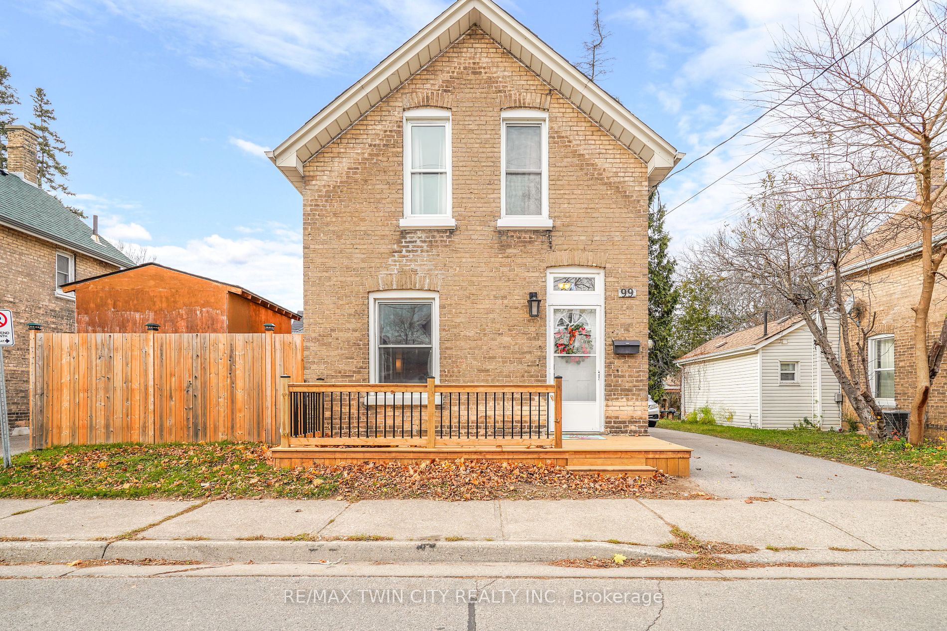 99 Superior St, Brantford, Ontario, 