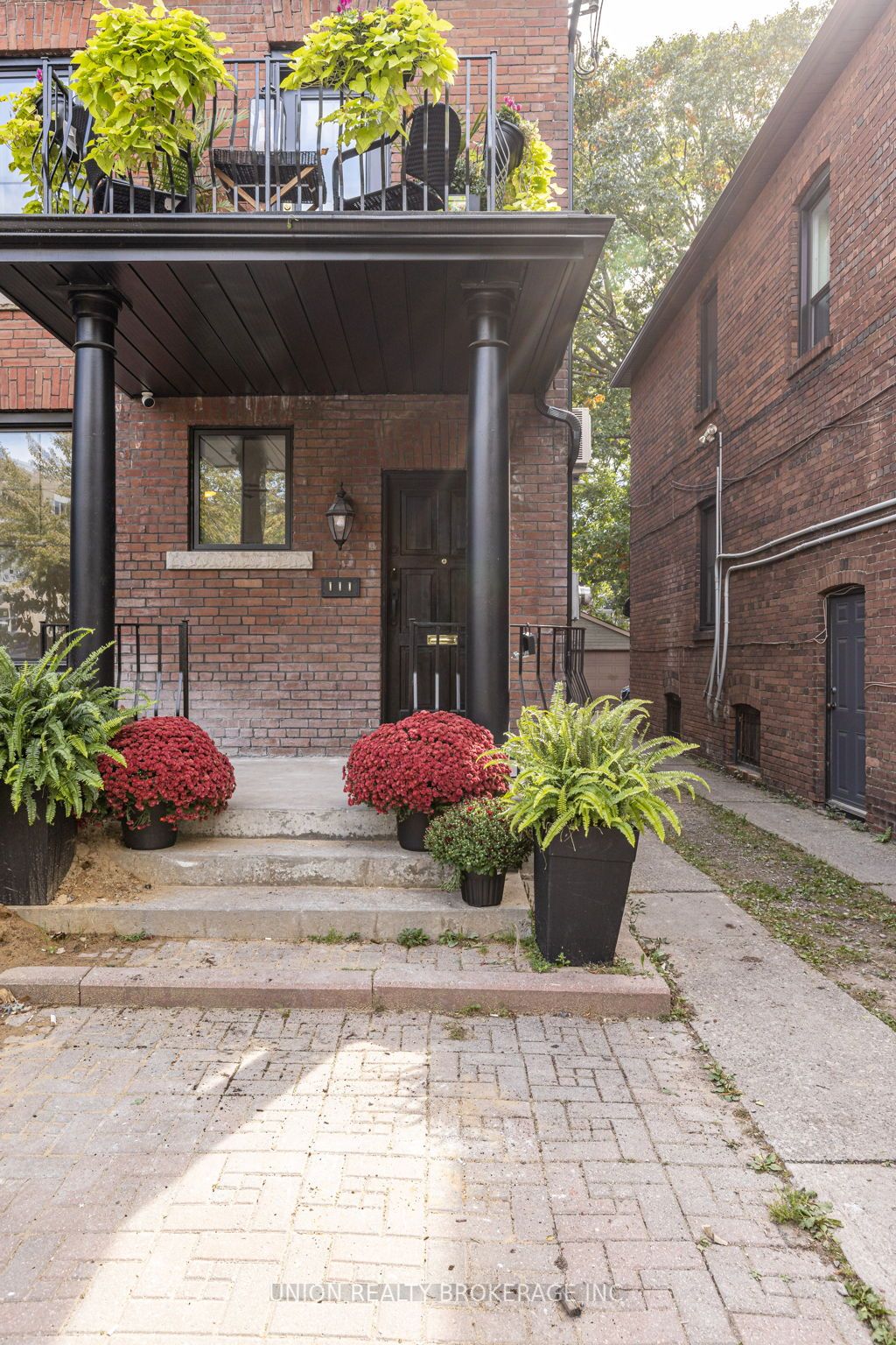 3 Withrow Ave, Toronto, Ontario, North Riverdale