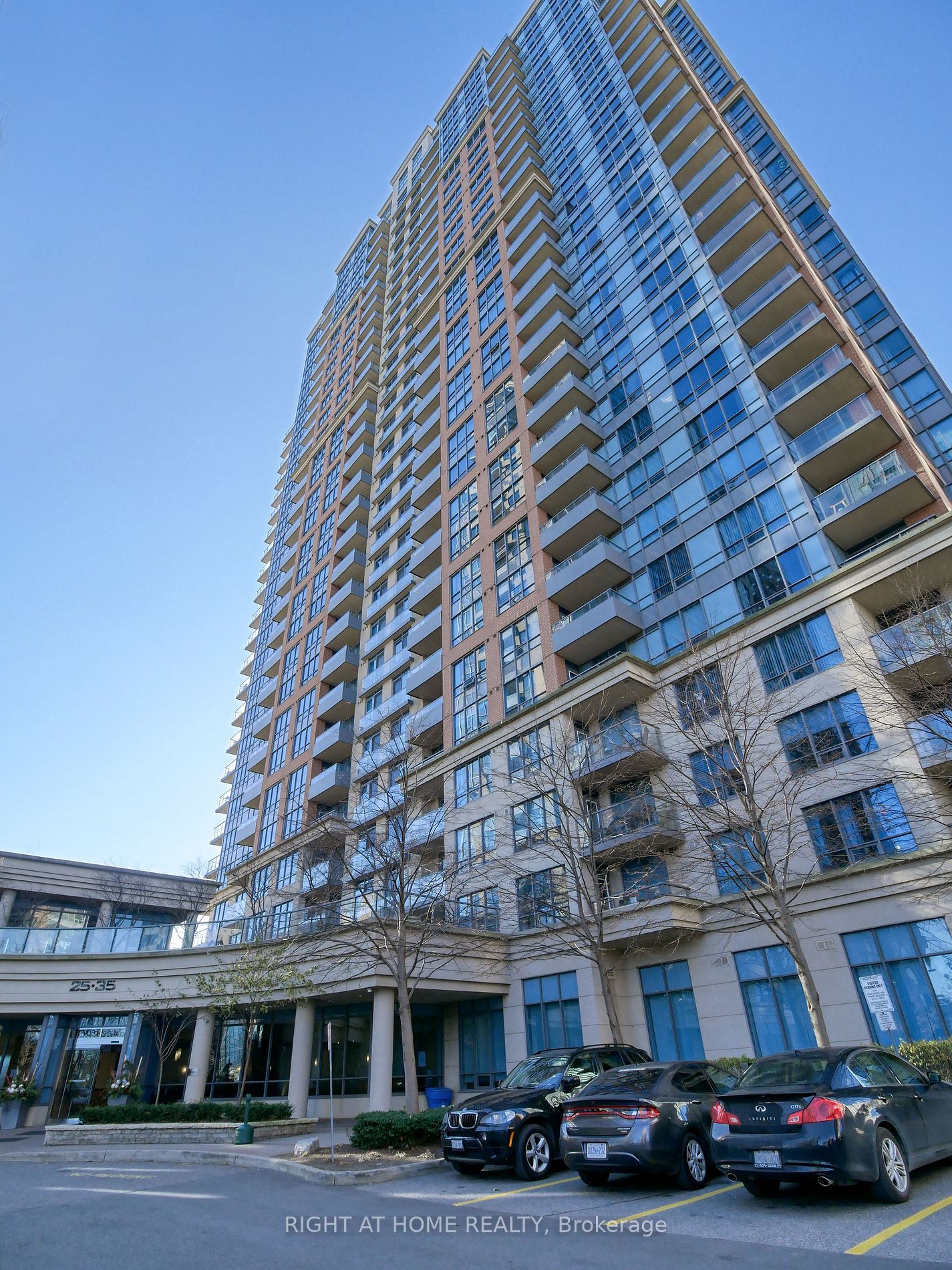 25 Viking Lane, Toronto, Ontario, Islington-City Centre West