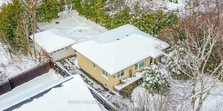 43 Robert St E, Penetanguishene, Ontario, Penetanguishene