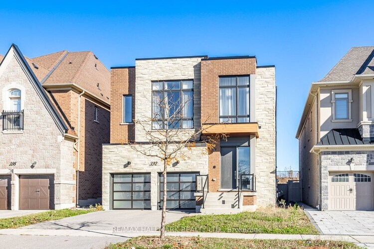 392 Farrell Rd, Vaughan, Ontario, Patterson