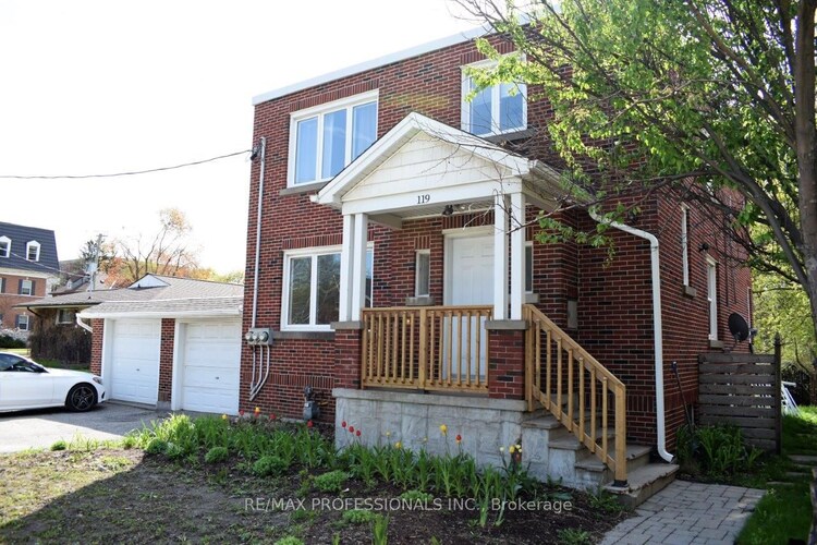 119 Erb St E, Waterloo, Ontario, 