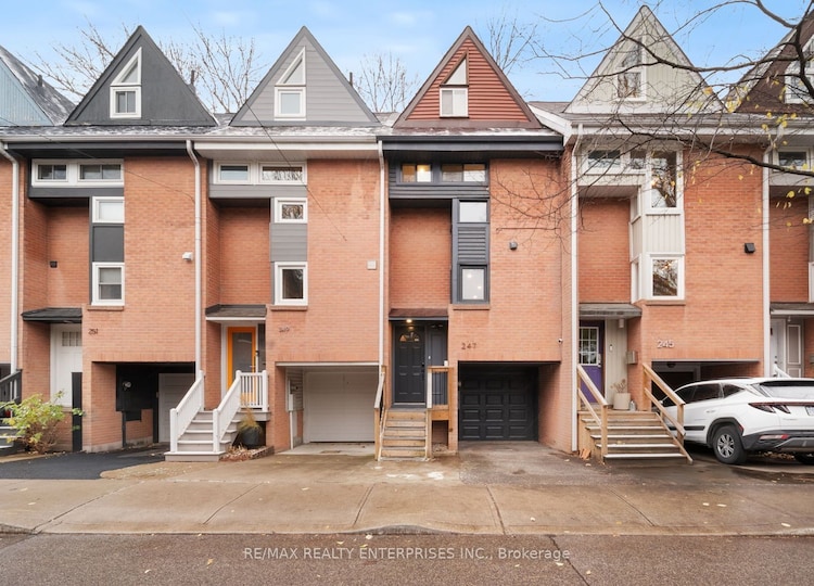 247 Ontario St, Toronto, Ontario, Moss Park