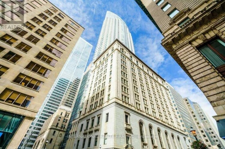 1 King St W, Toronto, Ontario, Bay Street Corridor