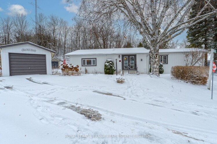 2 Hill St, Kawartha Lakes, Ontario, Lindsay