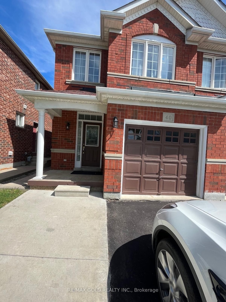 40 Rockrose Dr, Brampton, Ontario, Sandringham-Wellington