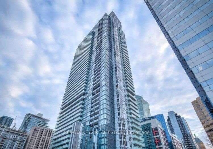 300 Front St W, Toronto, Ontario, Waterfront Communities C1