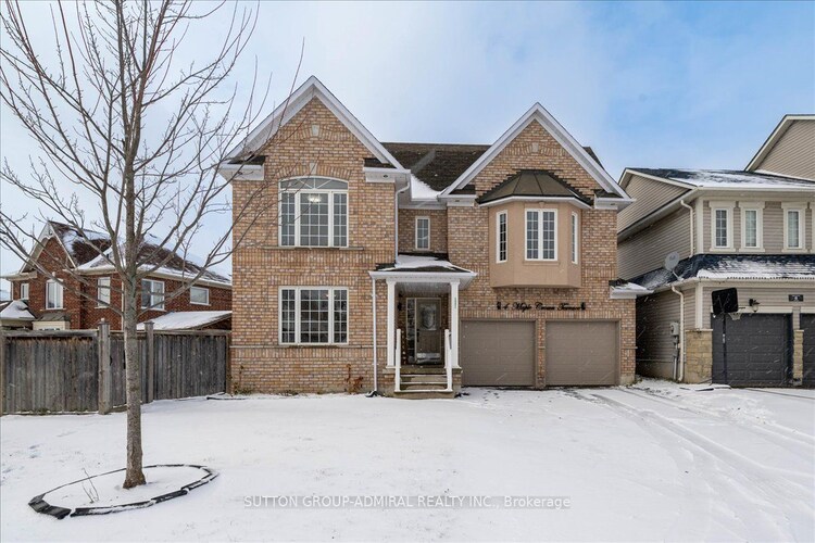 4 Maple Crown Terr, Barrie, Ontario, Innis-Shore