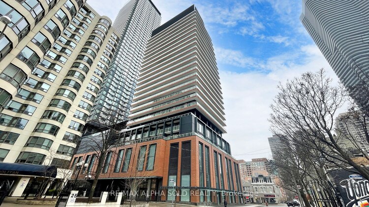 18 Maitland Terr, Toronto, Ontario, Church-Yonge Corridor