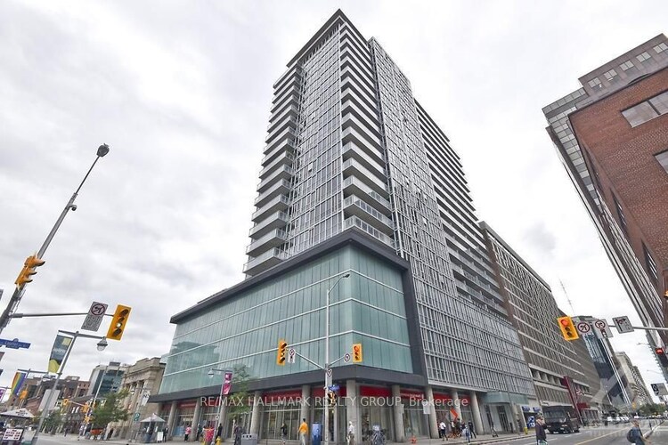 324 Laurier Ave W, Ottawa Centre, Ontario, 4102 - Ottawa Centre