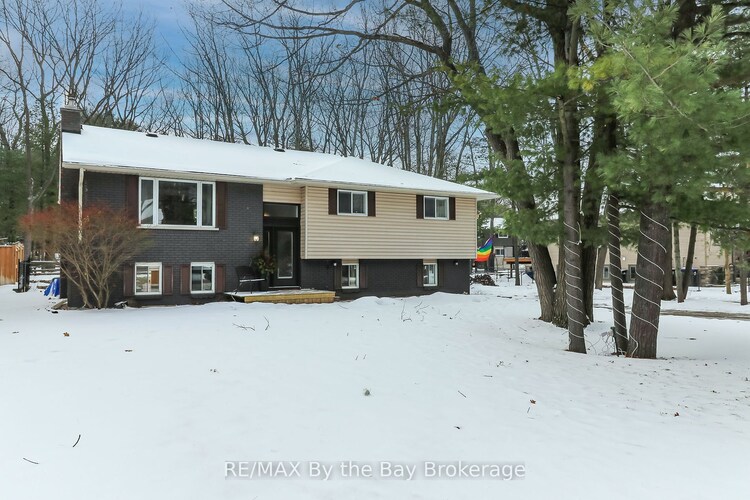 109 Knox Rd W, Wasaga Beach, Ontario, Wasaga Beach