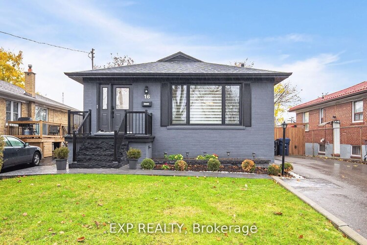 16 Benway Dr, Toronto, Ontario, Rexdale-Kipling