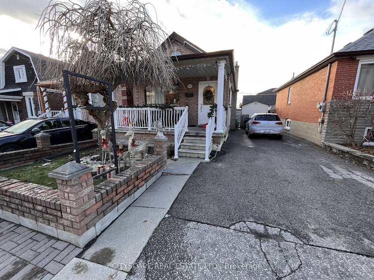 244 Rosethorn Ave, Toronto, Ontario, Keelesdale-Eglinton West