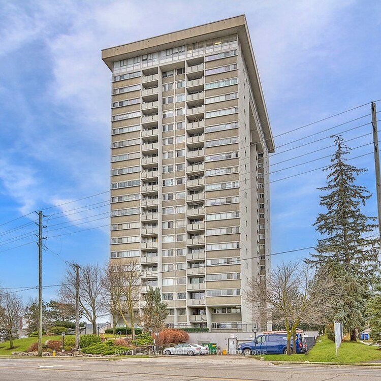 375 King St N, Waterloo, Ontario, 