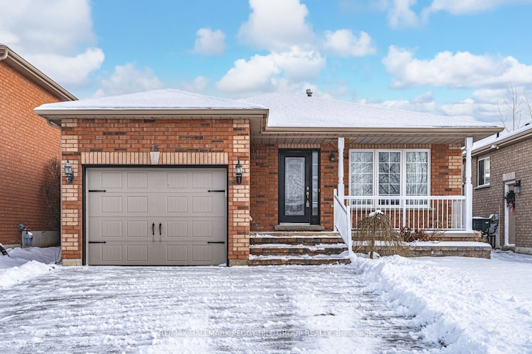 15 Seline Cres, Barrie, Ontario, Painswick South